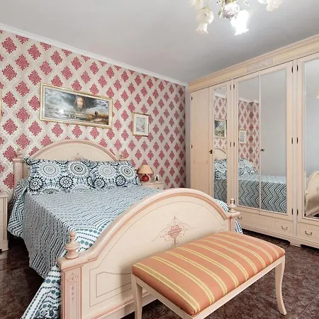 Atico Andrea Apartment *